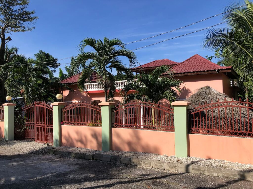 Rose of Sharon Cottage in Negril