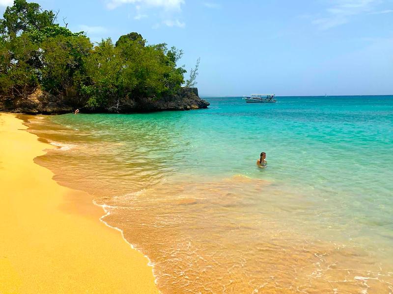 Jetzt Jamaika buchen und im Meer entspannen