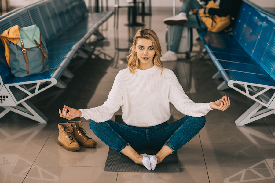 Condor Check-in am Flughafen