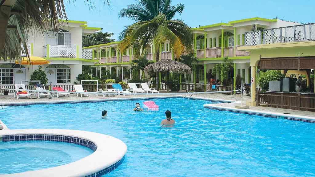 Fun Holiday Beach Resort Negril Jamaika
